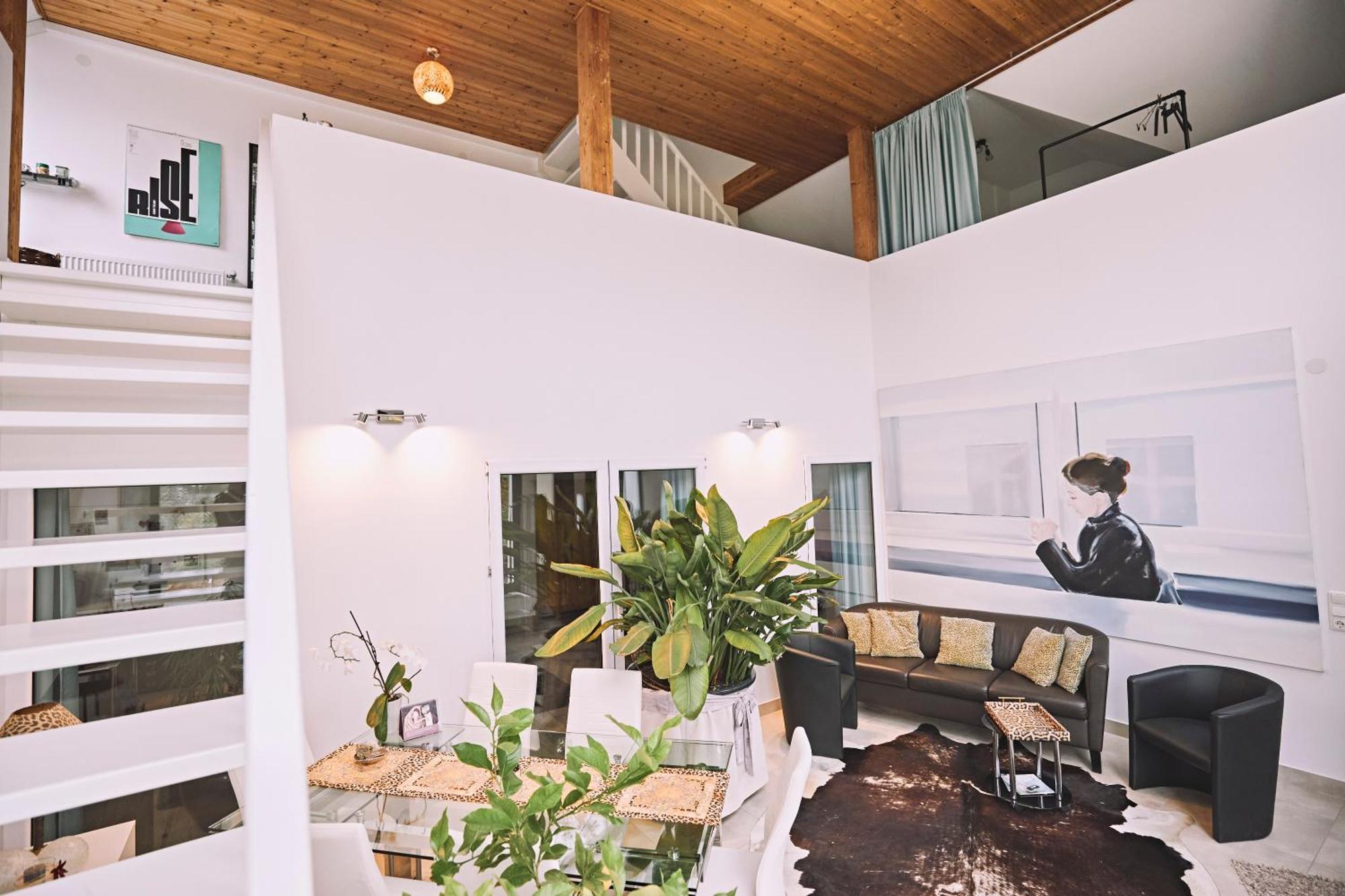 Bildstein'S "Kathmandu" Apartamento Langenfeld  Exterior foto